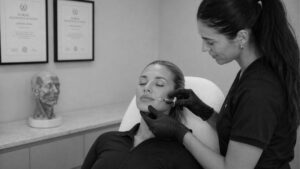 Advanced Lip Augmentation: Anatomy, Technique & Artistic Balance